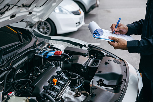 What Happens When a PCV Valve Gets Stuck and Starts Failing?